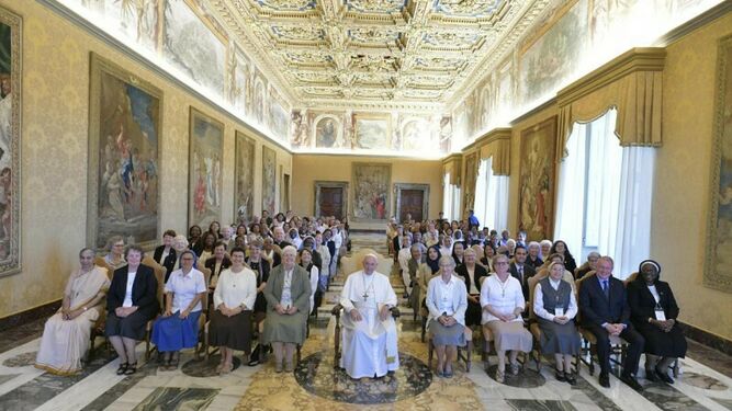 Audiencia del Papa con la red de religiosas anti-trata 'Talitha Kum'