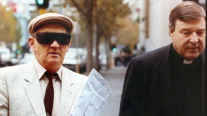 Ridsdale, con Pell