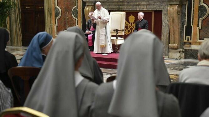 El Papa, hoy, en su audiencia con las Ursulinas