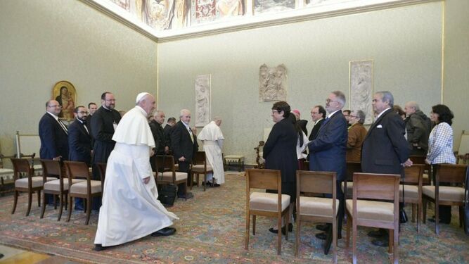 El Papa, hoy, con participantes de la conferencia en el Vaticano sobre Puebla