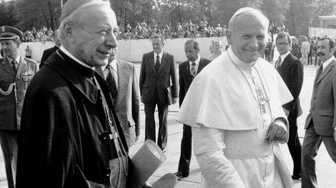 El cardenal polaco Stephen Wyszynski y Juan Pablo II