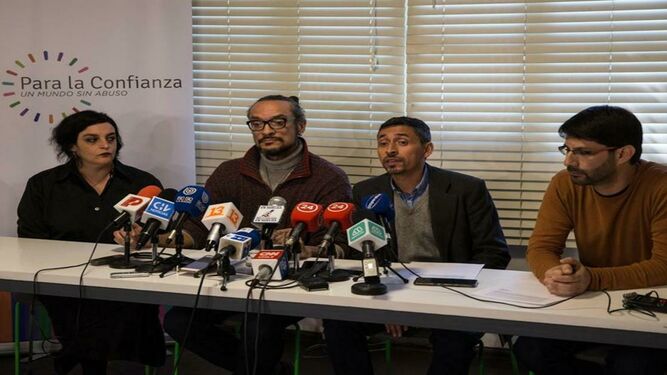 Rueda de prensa de las víctimas en Chile