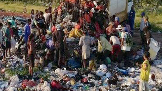 Los niños del basurero