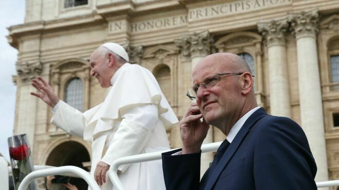 El Papa y Domenico Giani