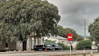 La Policía Nacional ya custodia el cementerio de Mingorrubio, donde Franco será enterrado el lunes
