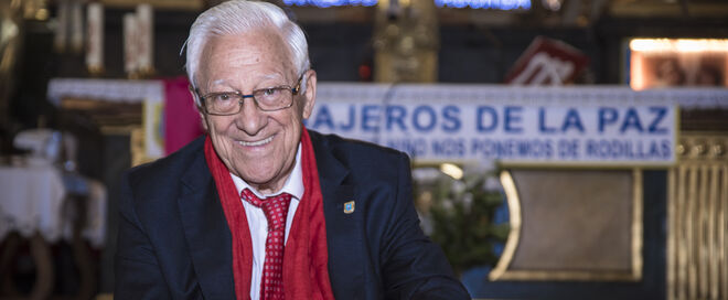 El padre Ángel invita a cenar con los pobres en San Antón - Religión Digital