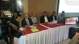 Firma del convenio entre la Fundación Chávarri y Cáritas Honduras