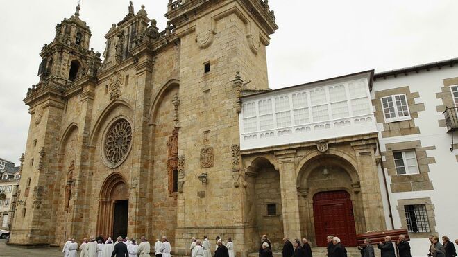 Catedral de Mondoñedo, 800 años