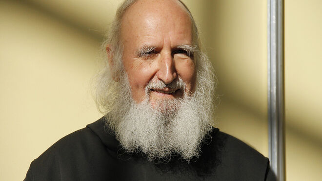 Anselm Grün, benedictino alemán, experimentado maestro espiritual, animador de retiros y Ejercicios Espirituales