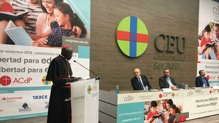 Robert Sarah, durante su intervención en el CEU