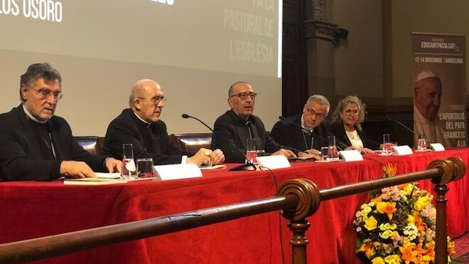 Omella y Osoro clausuraron el congreso sobre el Papa Francisco