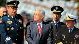 El General que acaba con su ejército...