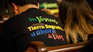 Jóvenes, tierra sagrada