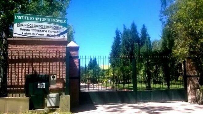 El instituto Próvolo