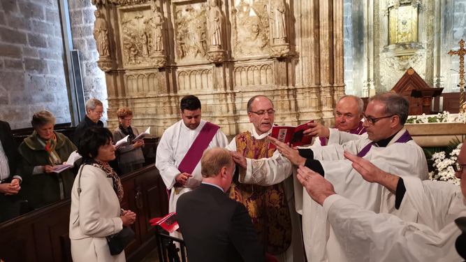 Bendición de Carlos Javier de Borbón-Parma