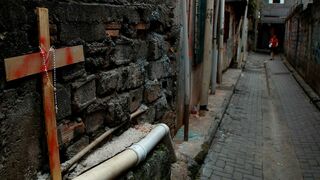 Nueves jóvenes, de los cuales 4 menores de edad, fallecieron el domingo 1° de diciembre en Paraisópolis, tras una incursión de la policía durante una fiesta multitudinaria