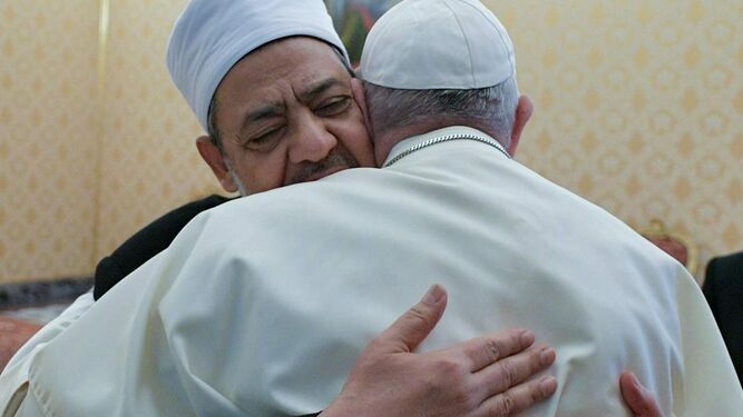 Encuentro entre el Papa Francisco y el Gran Imán de Al-Azhar Ahmed Al-Tayyeb en el que se firmó el Documento sobre la Fraternidad humana