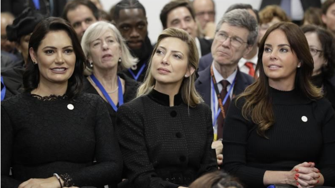 Las Primeras Damas en el acto del Papa