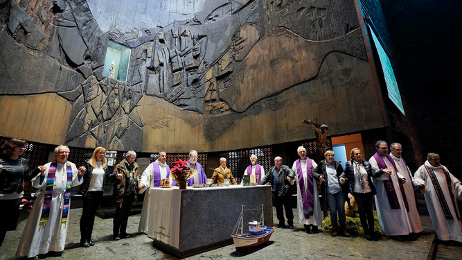 Presbiterio de la misa de Aránzazu