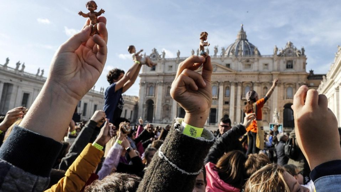 Bendición de los niños jesús en Roma