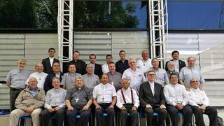 Obispos de Bolivia reunidos en Tarija