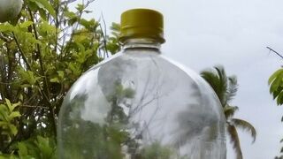 Botella con publicidad del Barcelona