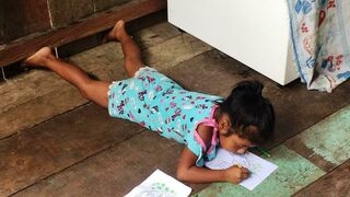 Misión cogida con alfileres pero en colores