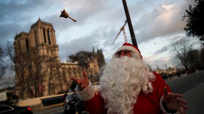 Papa Noel, en Notre Dame