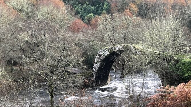 Puente de Pazos de Arenteiro