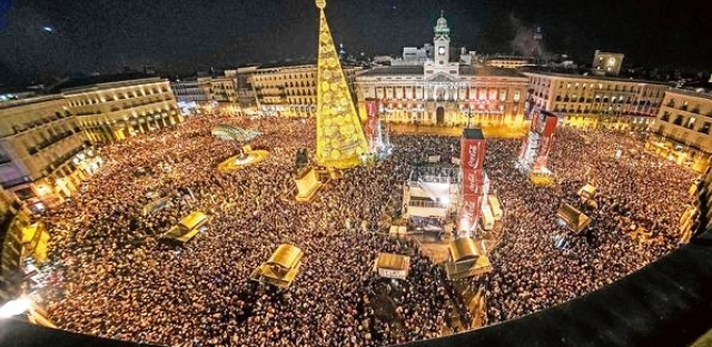 Puerta del Sol, camapanadas