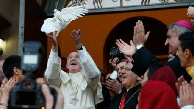 "El deseo de paz está profundamente inscrito en el corazón del hombre y no debemos resignarnos a nada menos que esto"