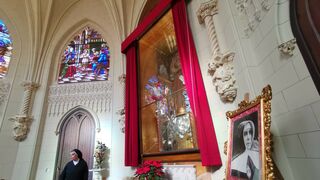 Camarín donde está enterrada la Madre Petra