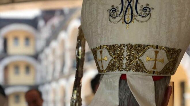 El desastre económico de la arquidiócesis de México, el diezmo que no cae y los 70 años del cardenal Aguiar Retes.