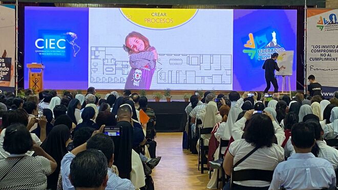 Siro López, durante su ponencia en el Congreso Interamericano de la CIEC