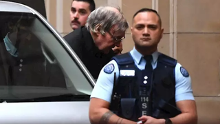 El cardenal australiano George Pell en la cárcel por cinco delitos de abusos sexuales a menores