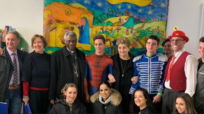 El Circo visita el hospital pediátrico romano