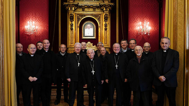 Cañizares, junto a la Curia de Valencia