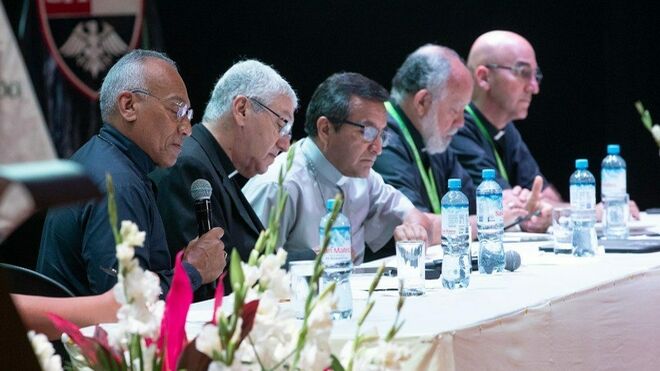 Monseñor Castillo explica las líneas pastorales de la Arquidiócesis de Lima