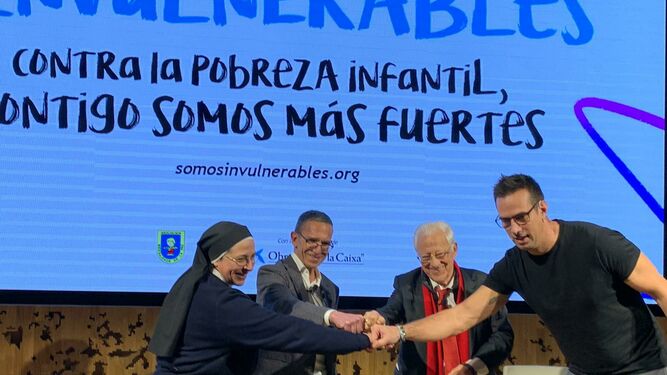El padre Ángel y sor Lucía “conspiran” para acabar con la pobreza infantil
