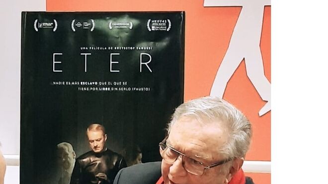 Zanussi, director de ETER: “es importante decir a los jóvenes que somos capàces de cometer los crímenes más graves, ya lo hicimos, no somos tan diferentes de nuestros abuelos.”