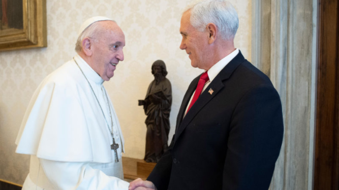 El Papa y Pence