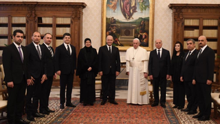 El Papa, con el presidente y la delegación iraquí