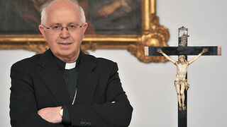 Monseñor Julián Barrio, arzobispo de Santiago