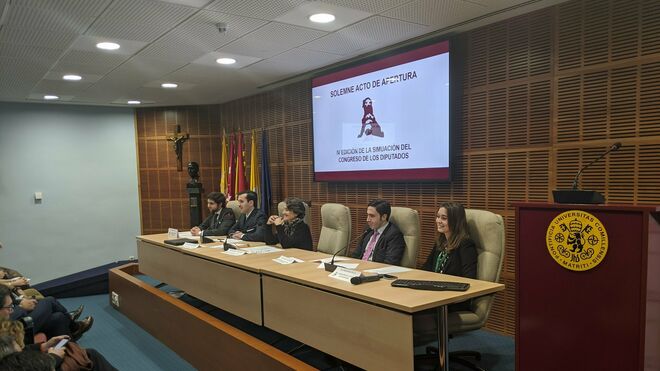 Cuarta edición de la simulación del Congreso de los Diputado en la Universidad Pontificia Comillas