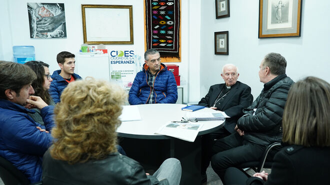 Cañizares con el equipo de Ciudad de la Esperanza