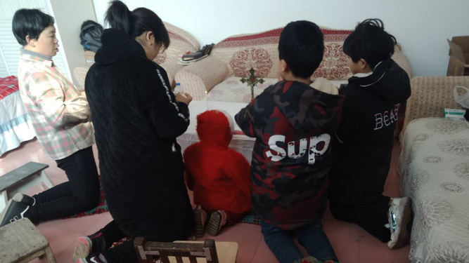 Coronavirus en China: altares en las viviendas