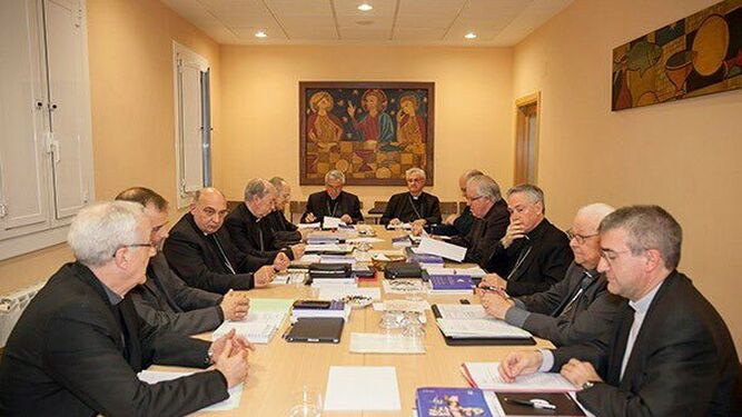 Los obispos catalanes, reunidos en Vic