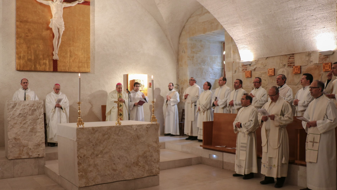 El nuncio, en la Eucaristía celebrada en la capilla de la UPSA