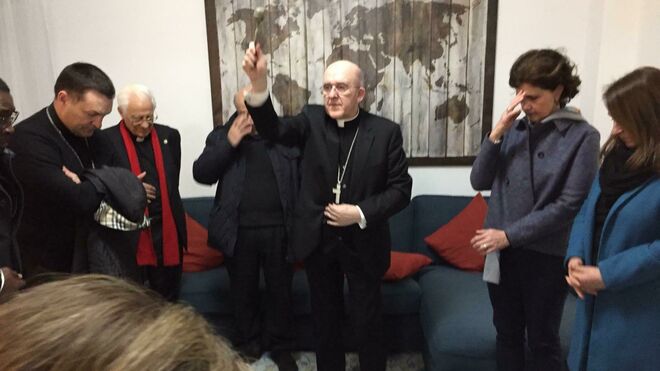 Osoro bendice la Casa de Voluntarios