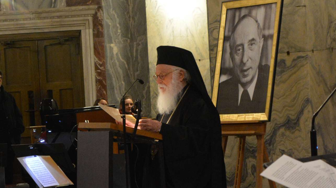 El arzobispo Anastasios recibe el Premio Klaus Hemmerle